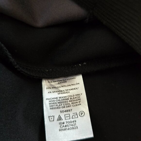 Loft colorblock spandex skirt. - Picture 4 of 4